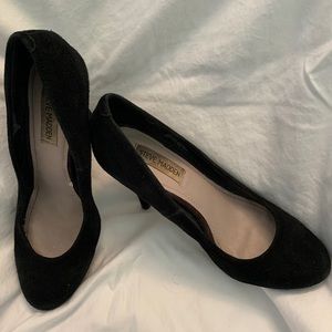 Steve Madden black suede 3 in heels, size 9m